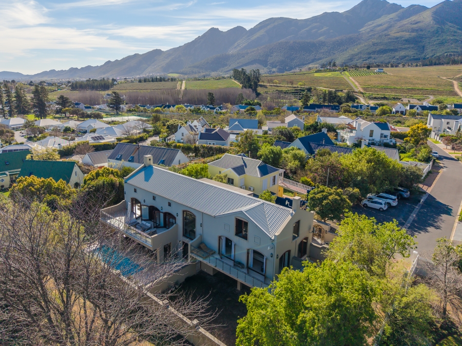 4 Bedroom Property for Sale in Franschhoek Western Cape